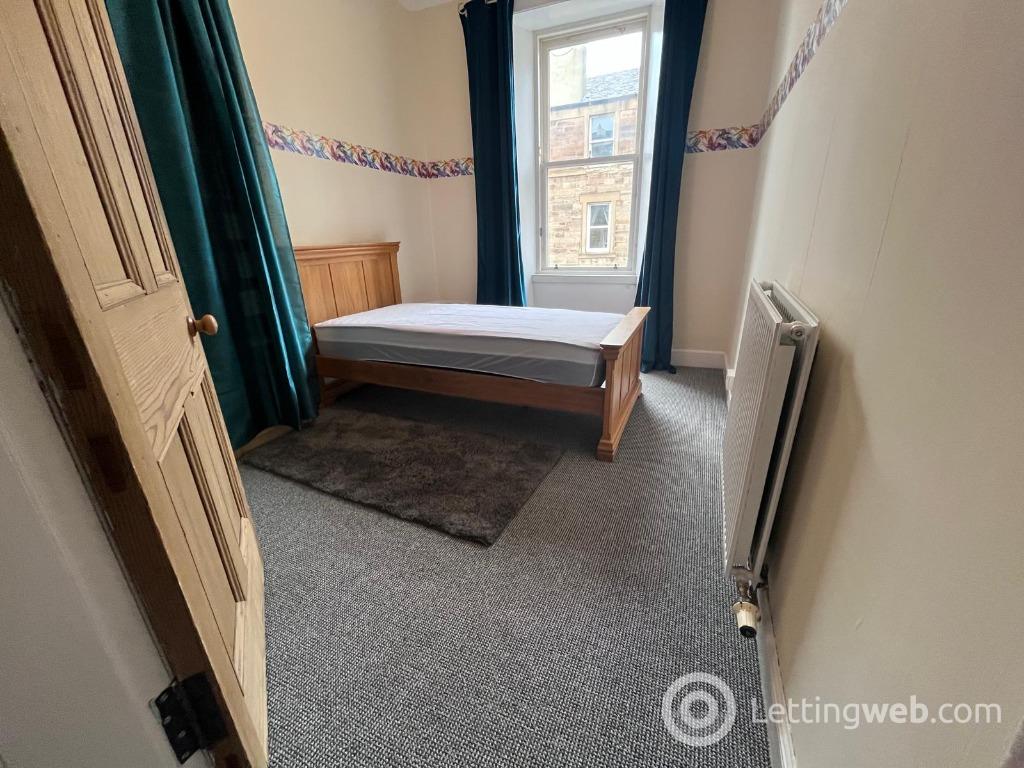 Property to rent in Gardners Crescent, Edinburgh, EH3 8DF