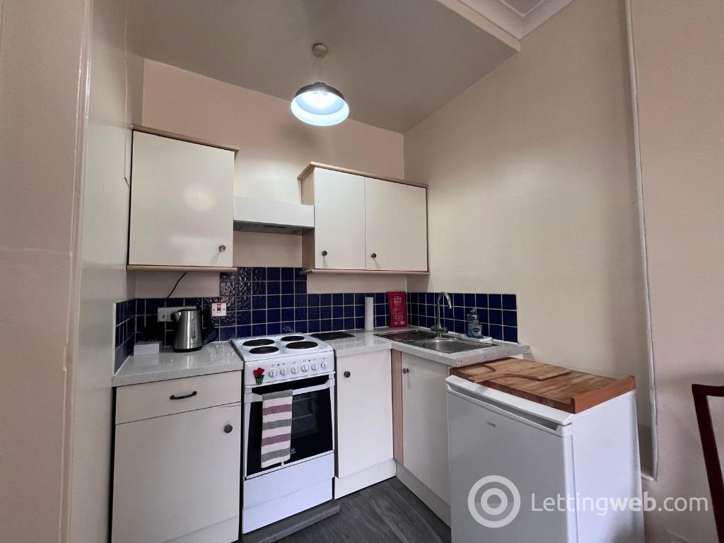 Property to rent in Gardners Crescent, Edinburgh, EH3 8DF