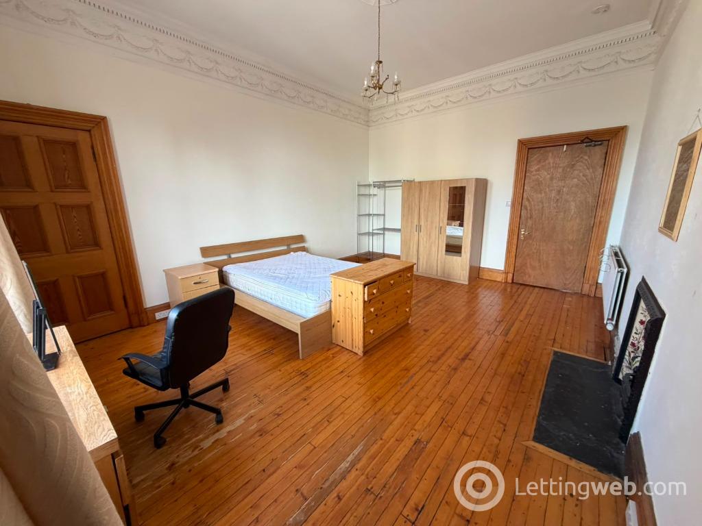 Property to rent in Bruntsfield Place, Bruntsfield, Edinburgh, EH10 4DG