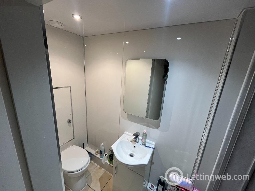 Property to rent in Merchiston Avenue, Merchiston, Edinburgh, EH10 4PJ