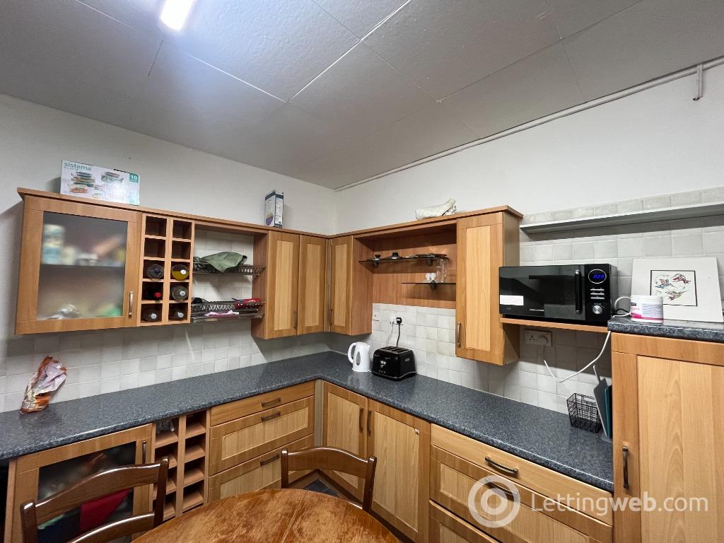 Property to rent in Merchiston Avenue, Merchiston, Edinburgh, EH10 4PJ