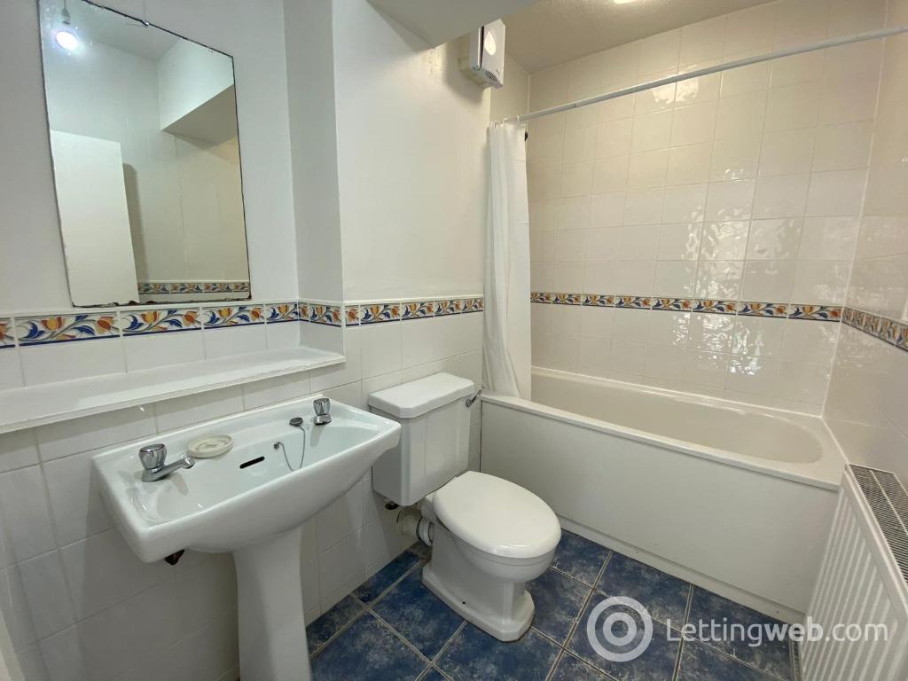 Property to rent in Merchiston Avenue, Merchiston, Edinburgh, EH10 4PJ