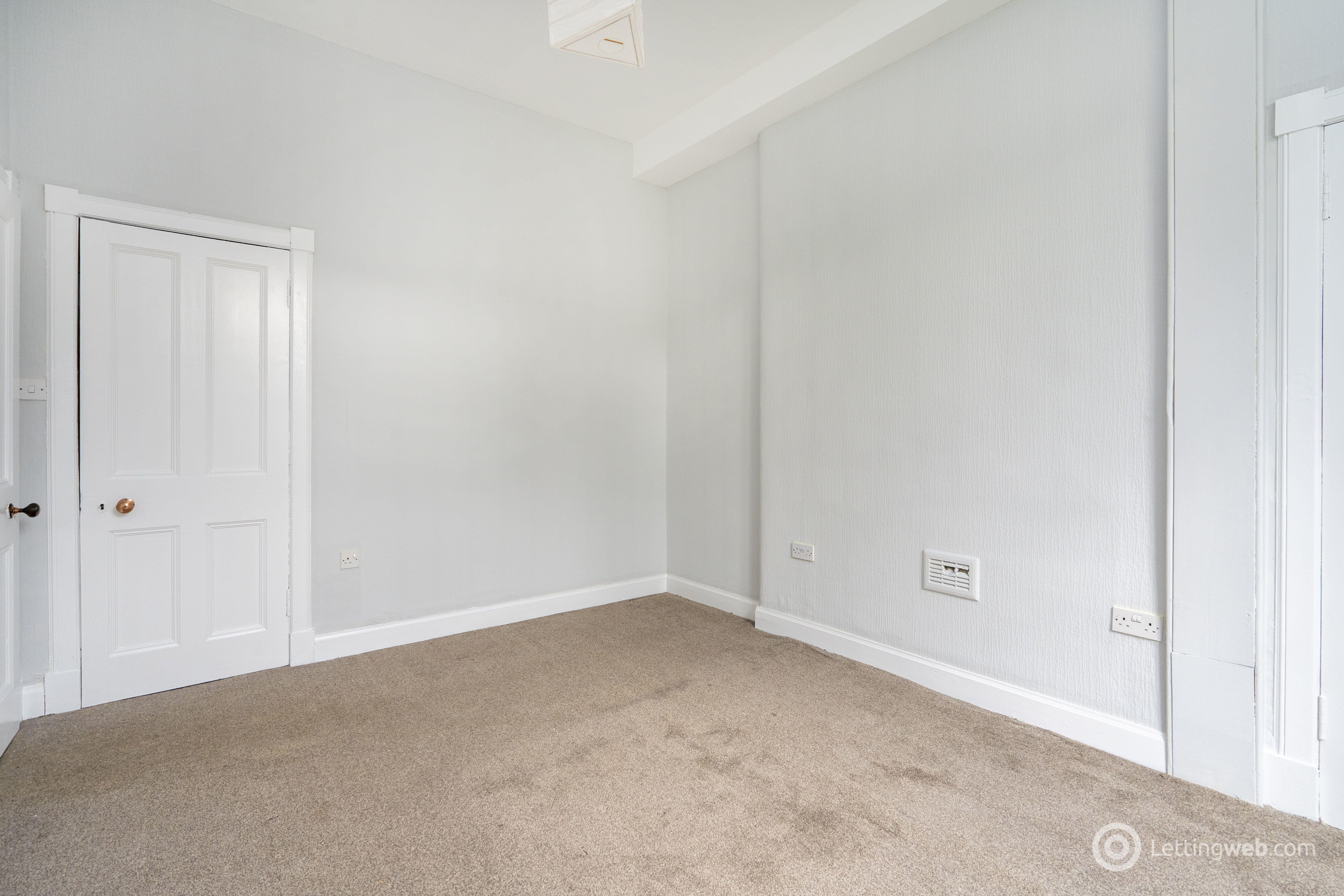 Property to rent in 7 Comely Bank Grove