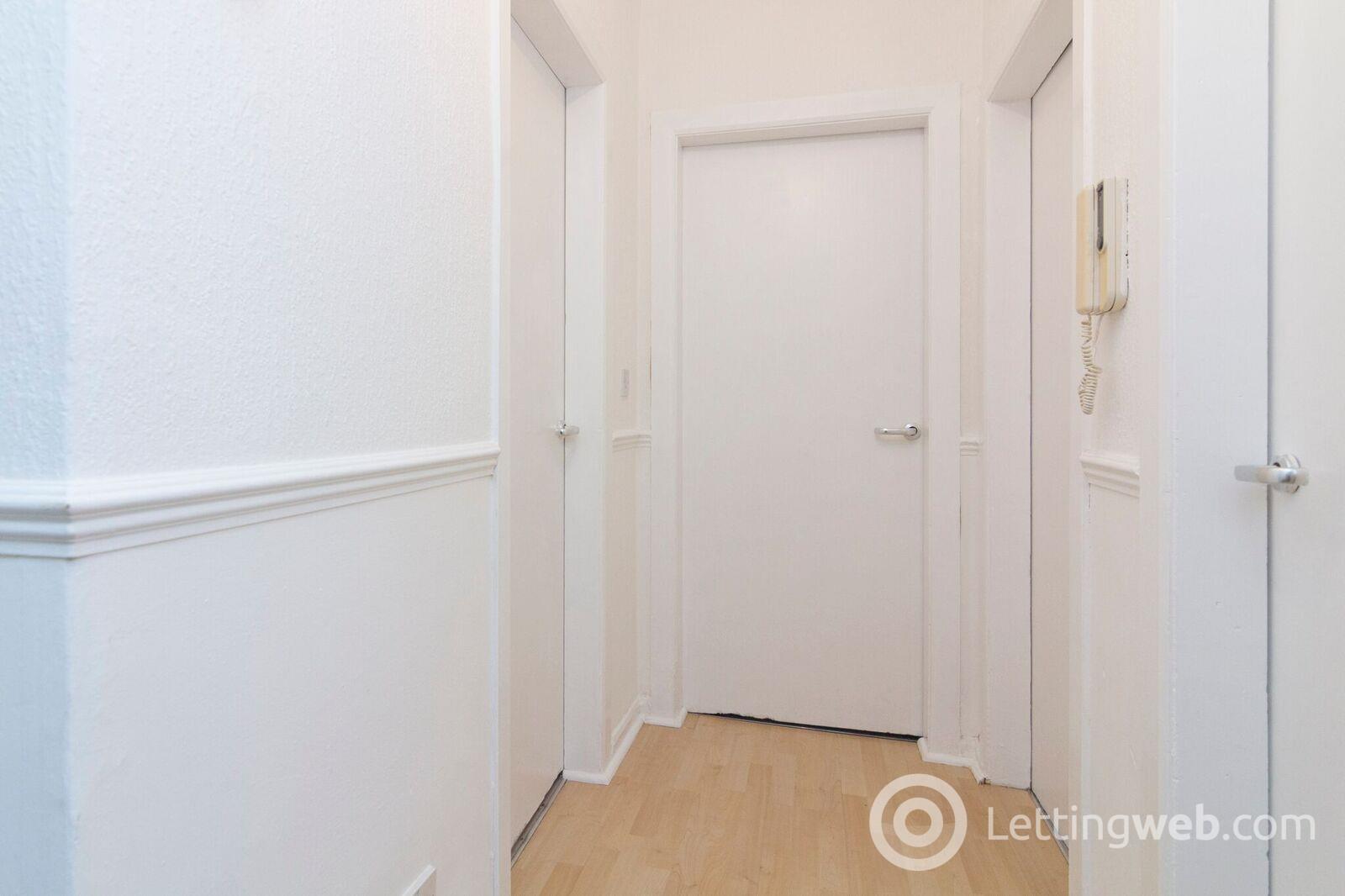 Property to rent in Piershill Square East