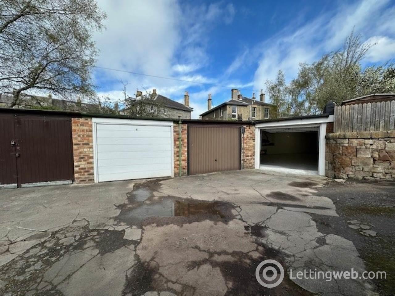 Property to rent in Maidencraig Crescent, Blackhall, Edinburgh