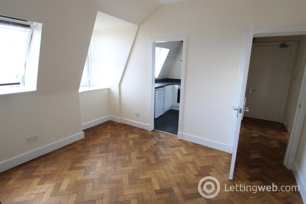 Property to rent in Gallowgate, Flat D, AB25