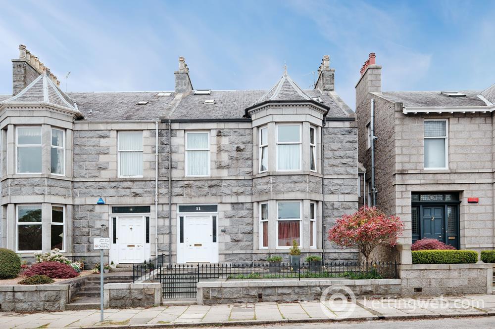 Property to rent in Richmondhill Place, Aberdeen, AB15