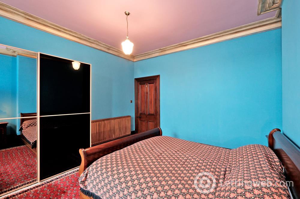 Property to rent in Richmondhill Place, Aberdeen, AB15