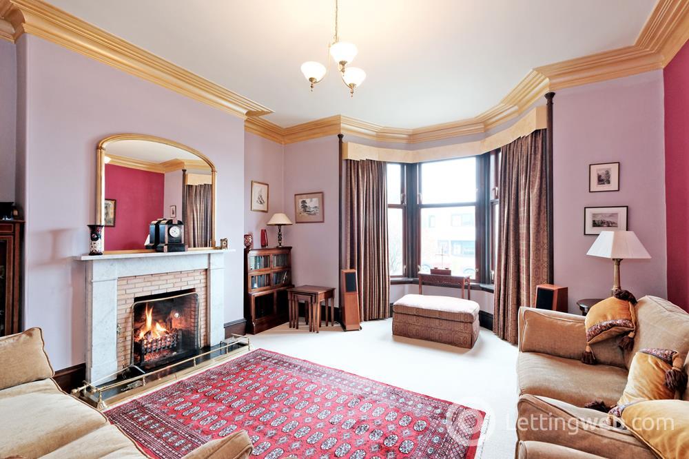 Property to rent in Richmondhill Place, Aberdeen, AB15