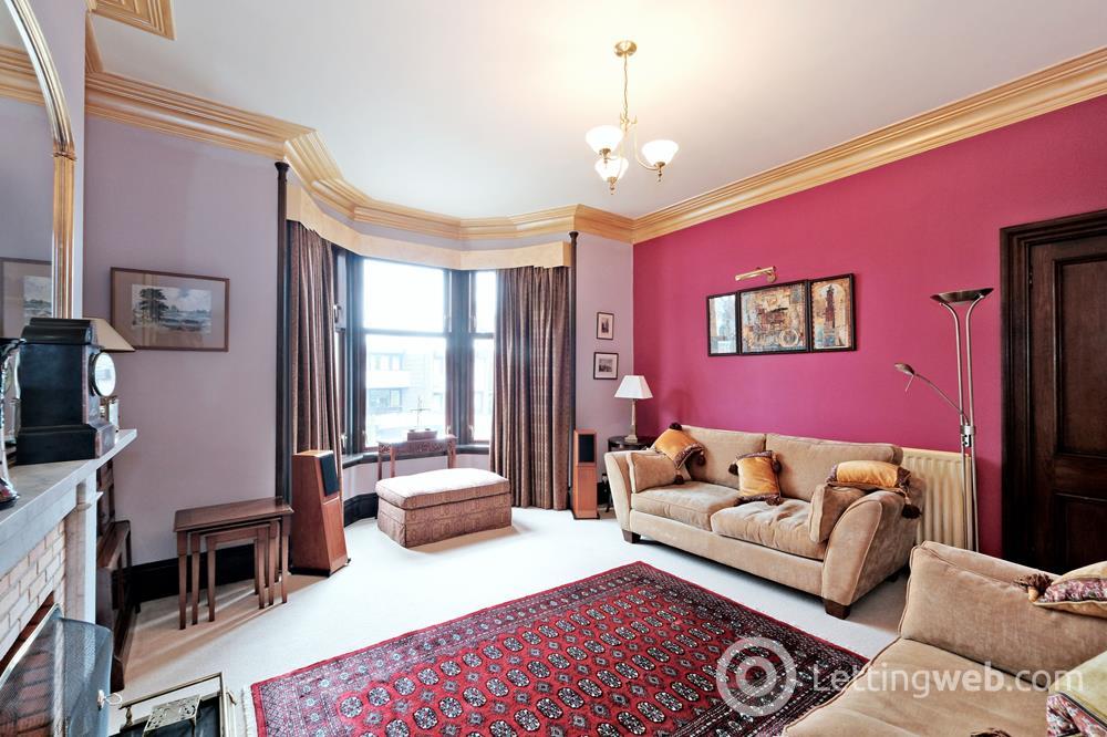 Property to rent in Richmondhill Place, Aberdeen, AB15