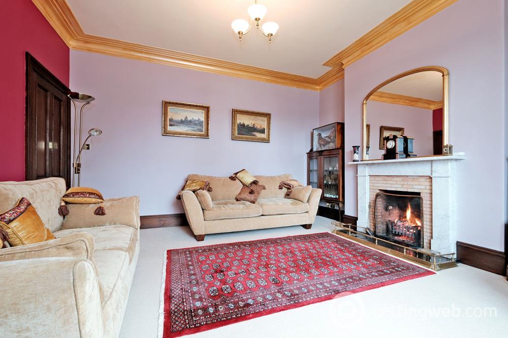 Property to rent in Richmondhill Place, Aberdeen, AB15