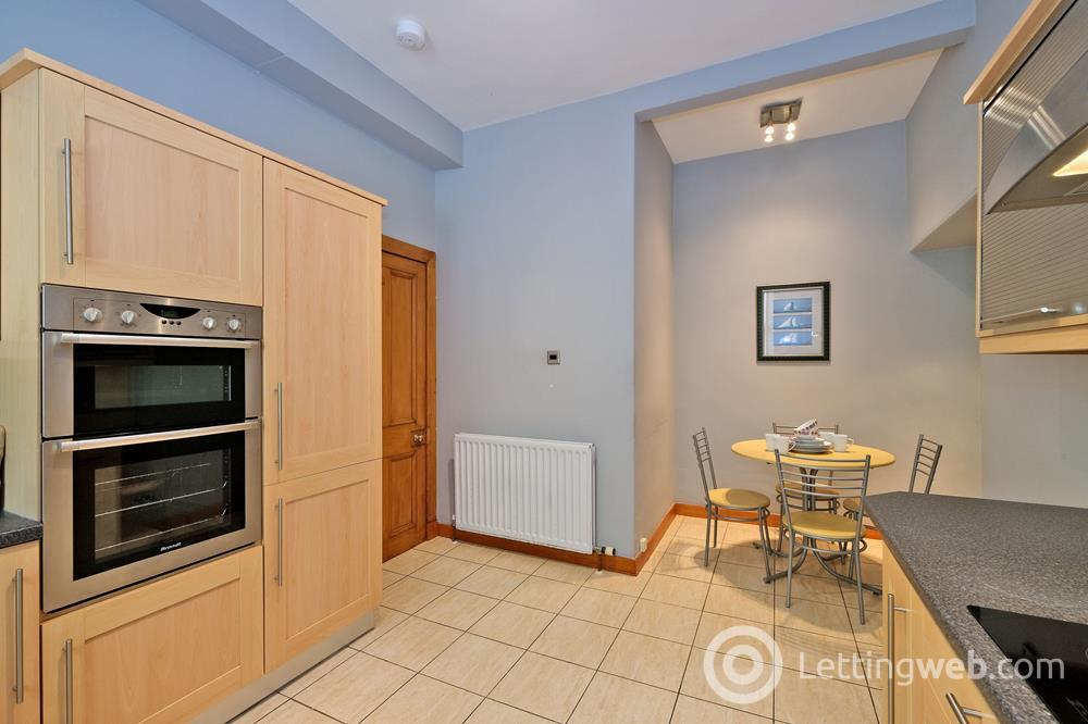 Property to rent in Grosvenor Place, Upper Flat, AB25