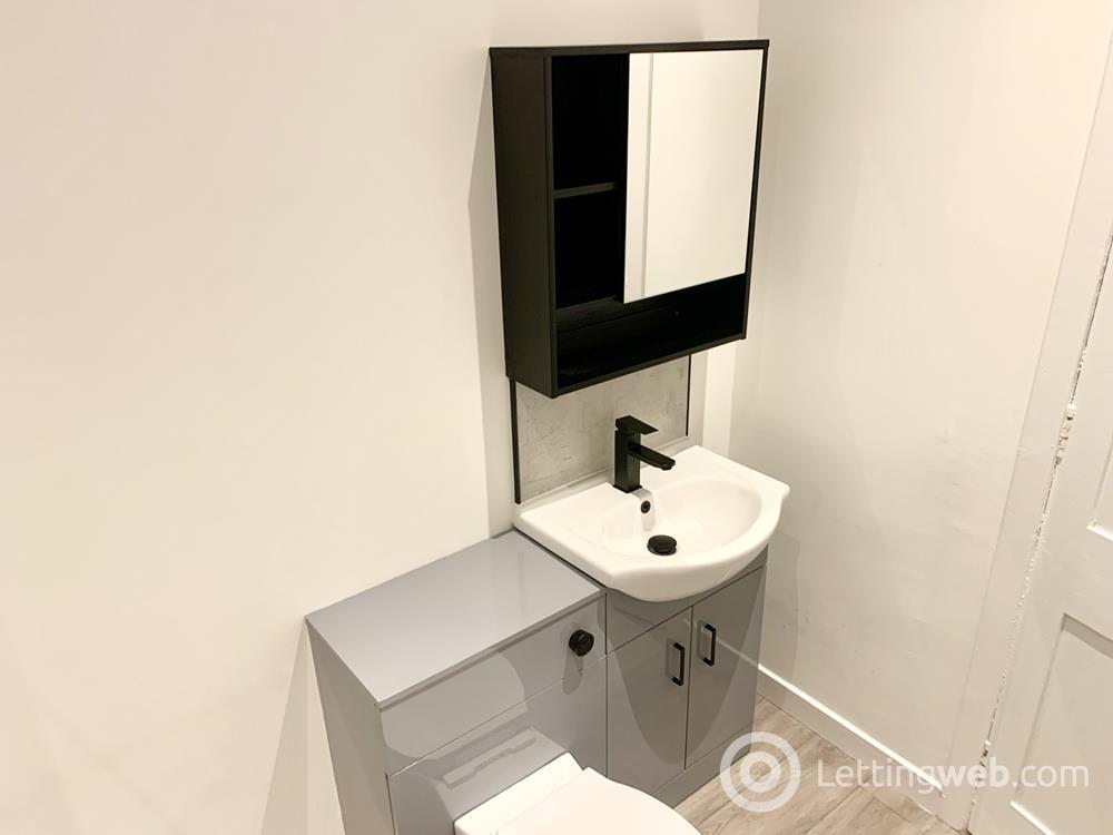 Property to rent in Pitstruan Place, Top Right, AB10