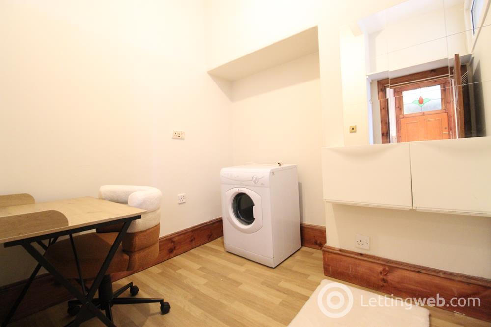 Property to rent in King Street, Top Floor, Aberdeen, AB24
