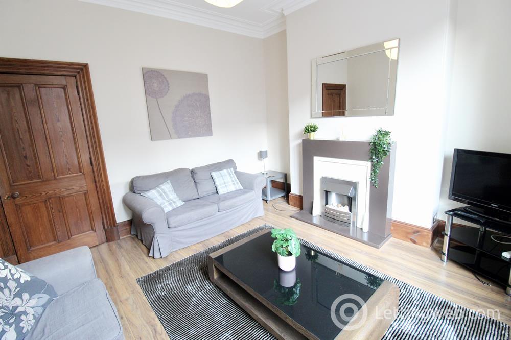 Property to rent in Richmond Terrace, First Floor Left, AB25