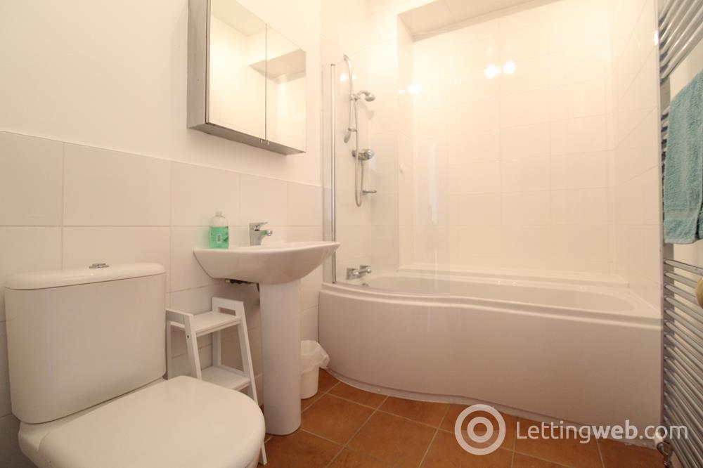 Property to rent in Pitstruan Place, Aberdeen, Top Left, AB10