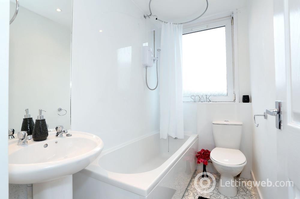 Property to rent in Thistle Lane, Top Floor, AB10
