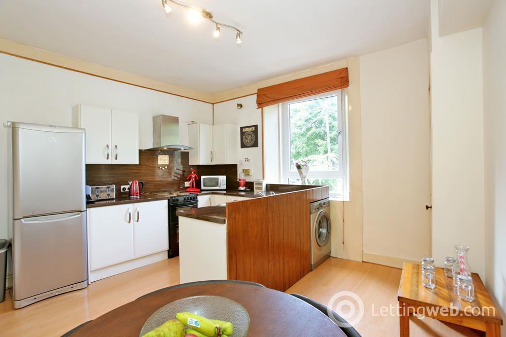 Property to rent in Skene Square, Flat , Second Floor Left, AB25
