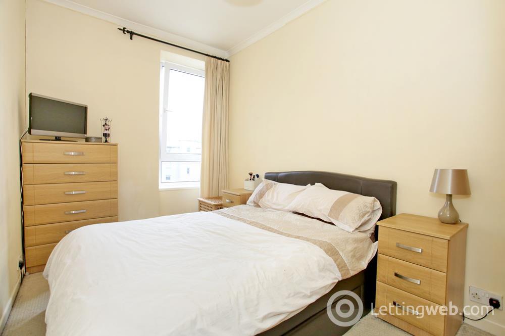 Property to rent in Skene Square, Flat , Second Floor Left, AB25