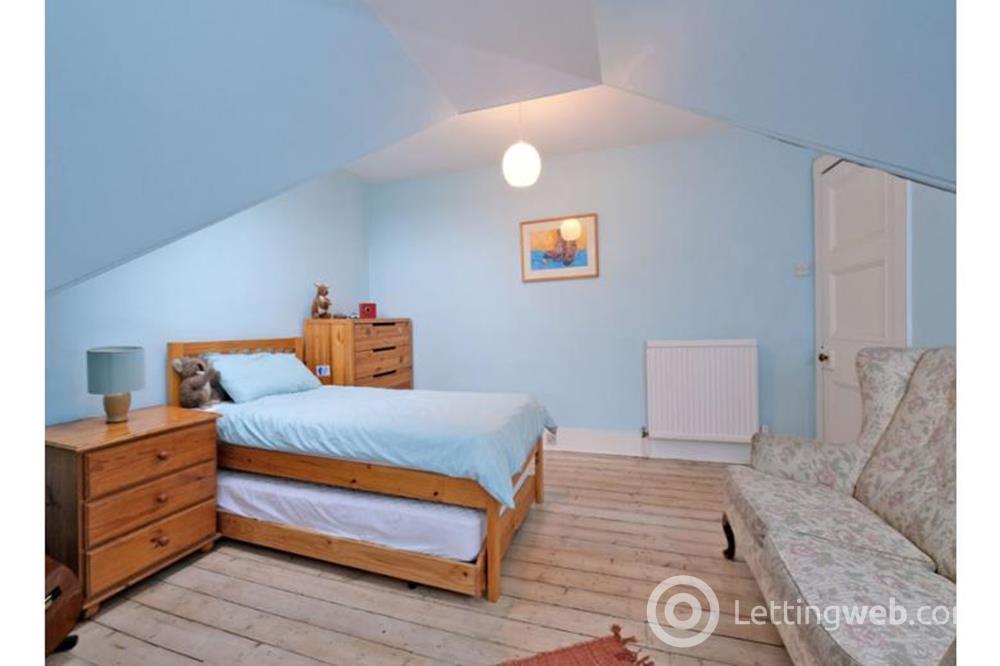 Property to rent in Beaconsfield Place, Aberdeen, AB15