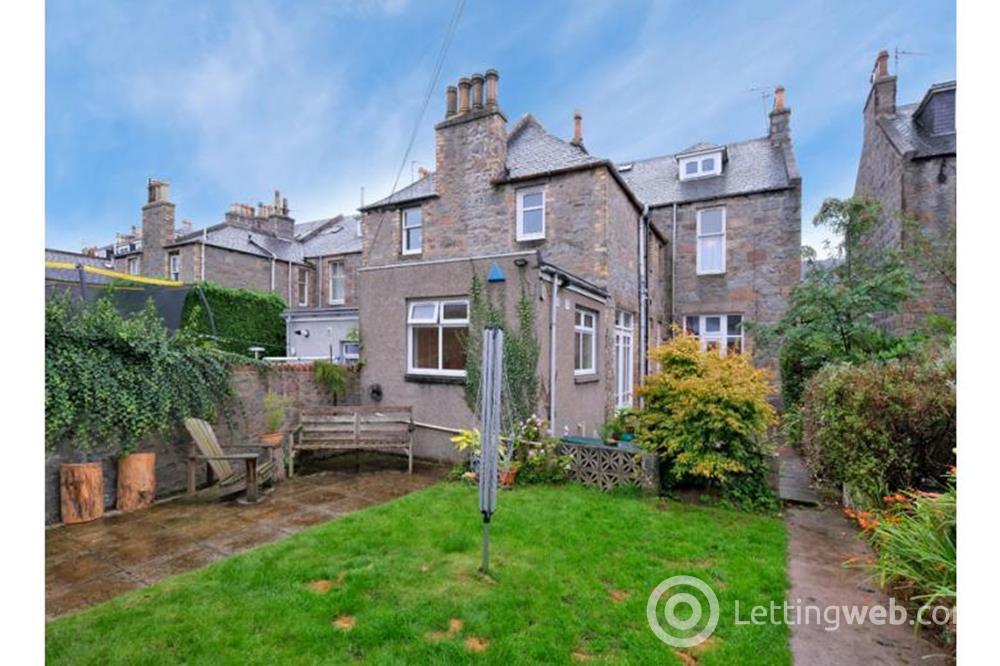Property to rent in Beaconsfield Place, Aberdeen, AB15