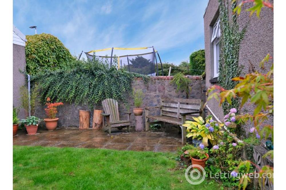 Property to rent in Beaconsfield Place, Aberdeen, AB15