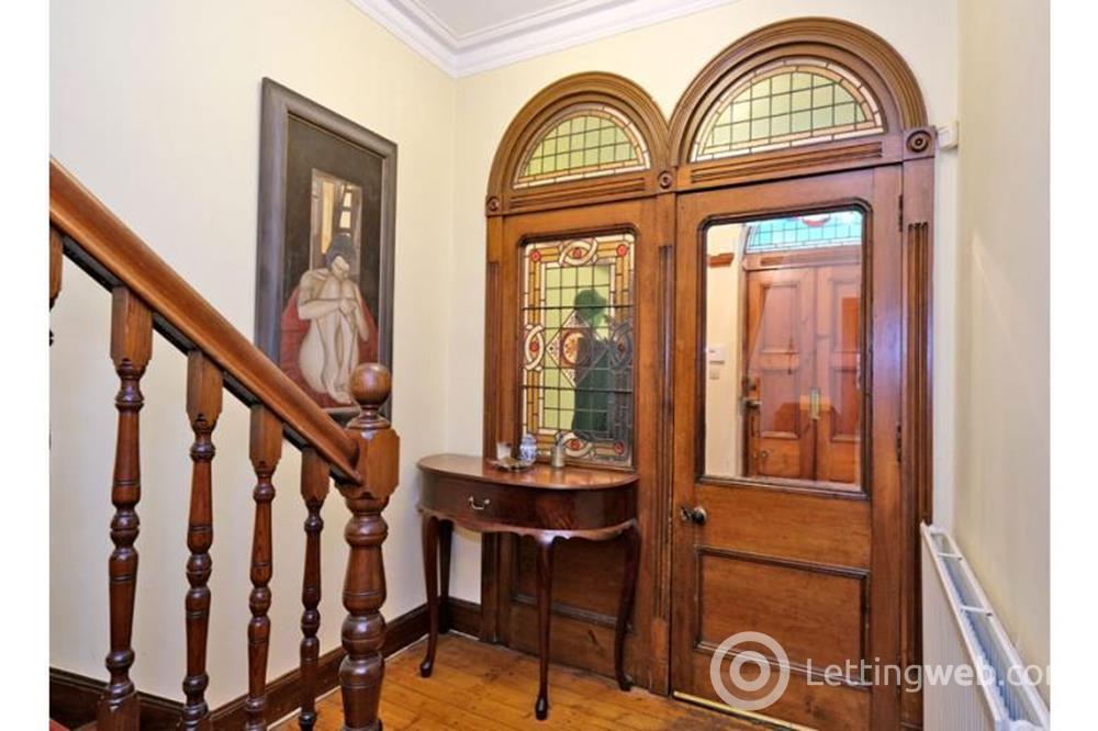 Property to rent in Beaconsfield Place, Aberdeen, AB15