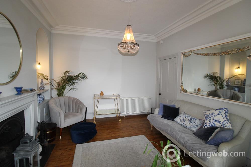 Property to rent in Albury Place, Ground Floor, Aberdeen, AB11