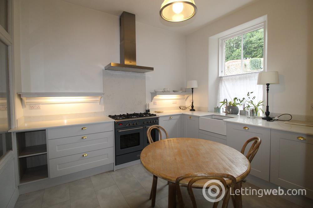 Property to rent in Albury Place, Ground Floor, Aberdeen, AB11