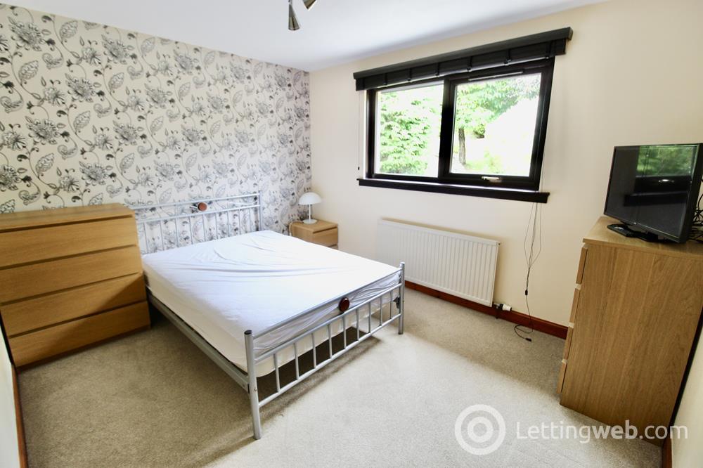 Property to rent in Craigston Place, Westhill, AB32