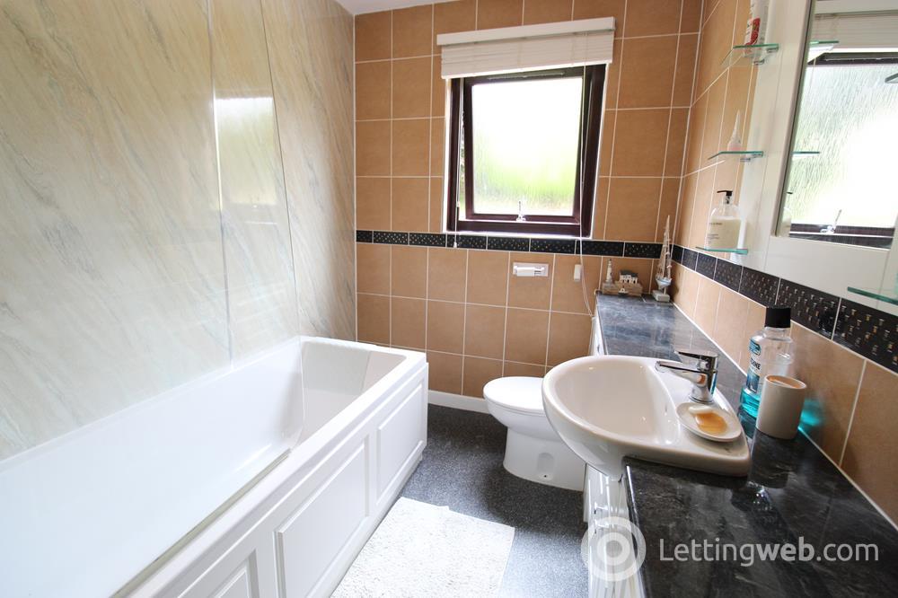 Property to rent in Craigston Place, Westhill, AB32