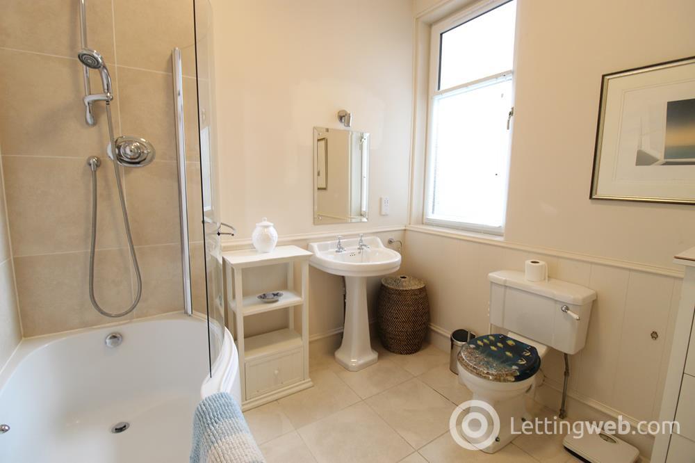 Property to rent in Moray Place, Aberdeen, AB10