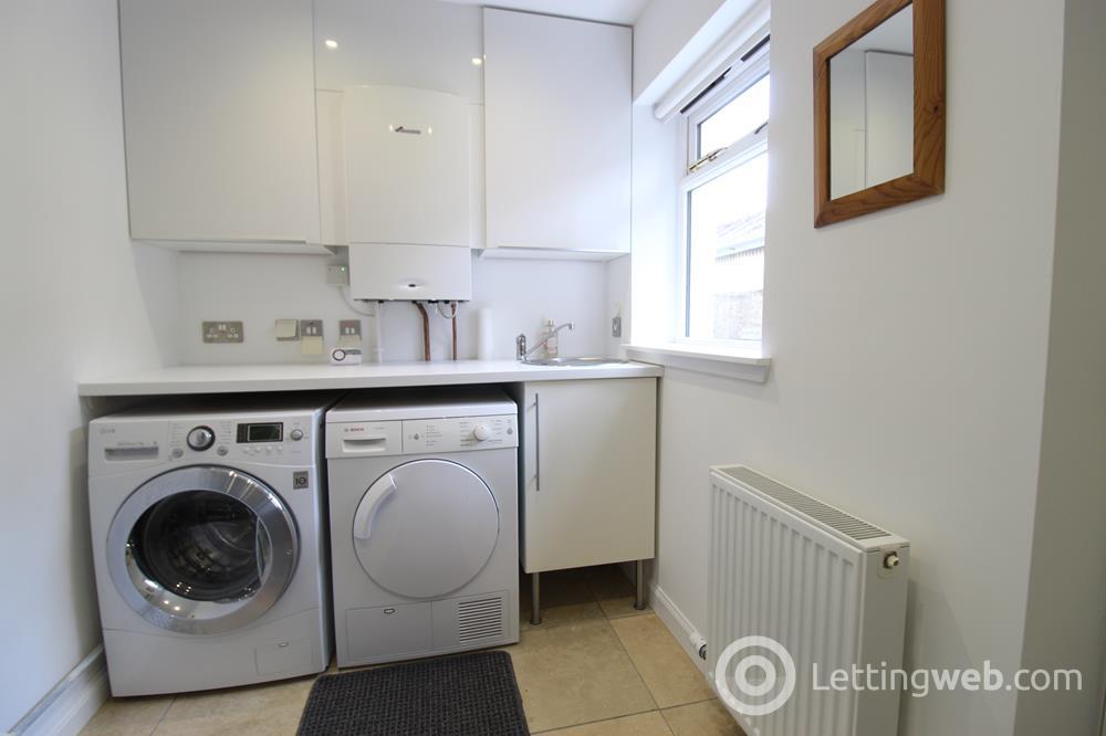 Property to rent in Don Street, Old Aberdeen, AB24