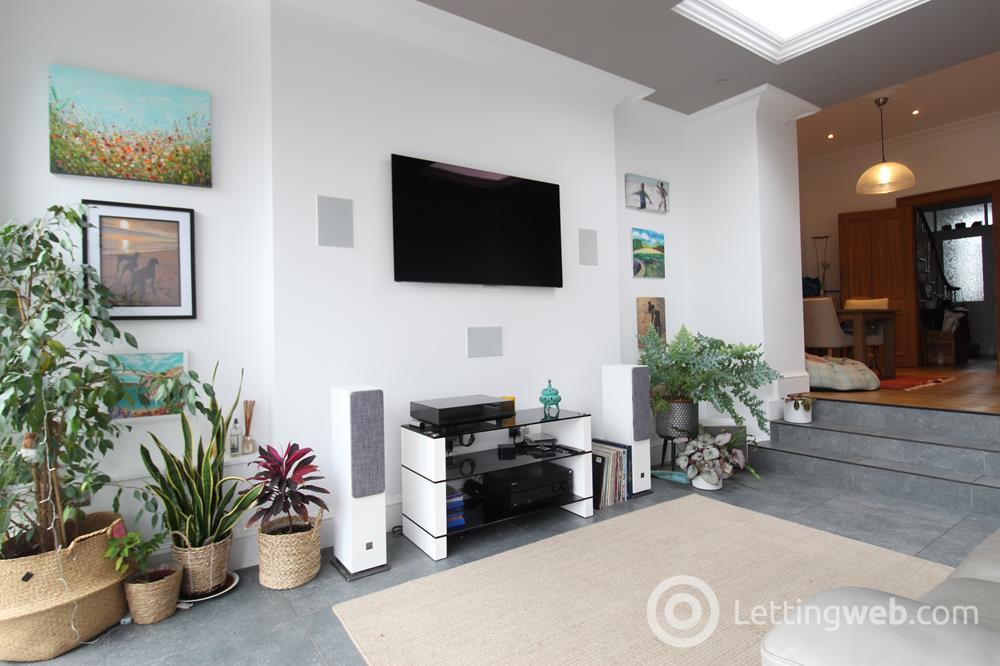 Property to rent in Midstocket Road, Aberdeen, AB15