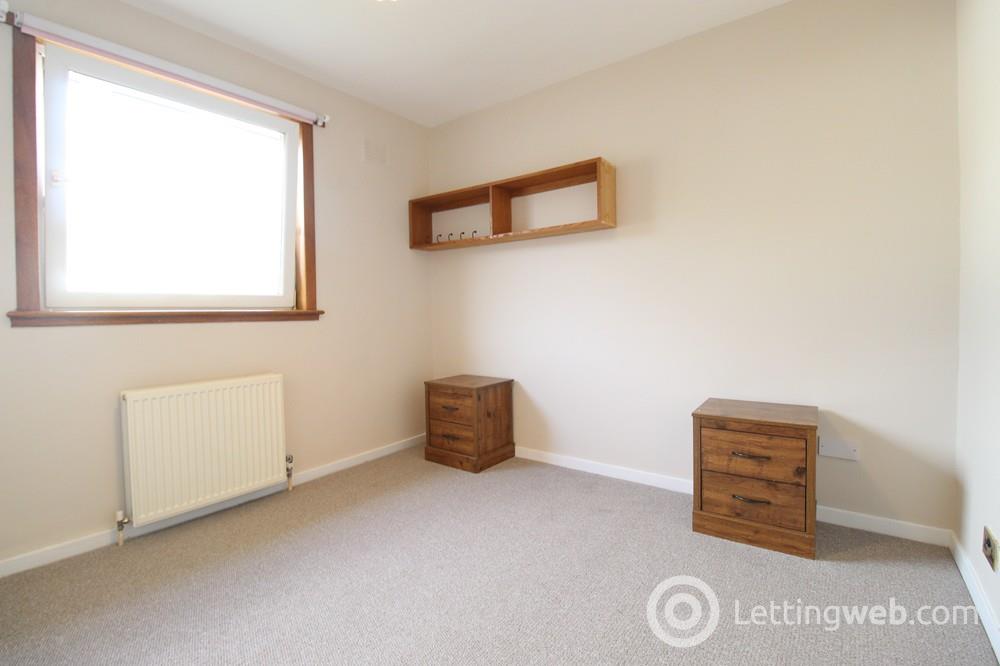 Property to rent in Rattray Place, Aberdeen, AB24