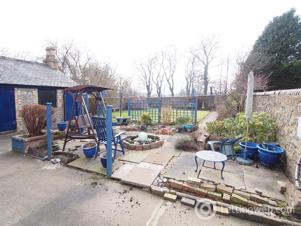 Property to rent in Gray Street, Aberdeen, AB10