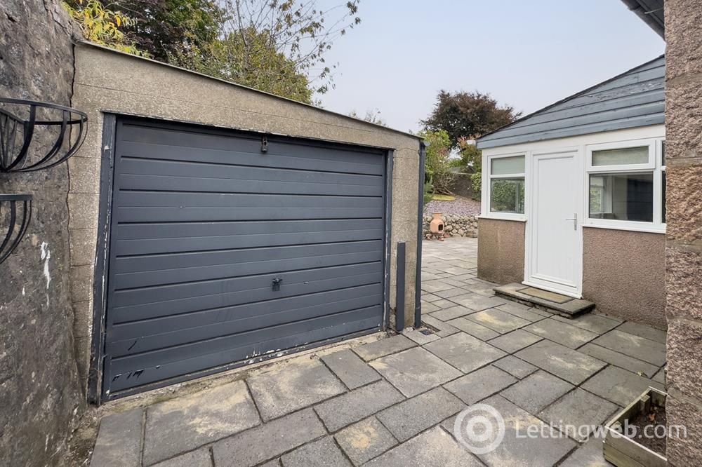 Property to rent in Morningfield Road, Aberdeen, AB15