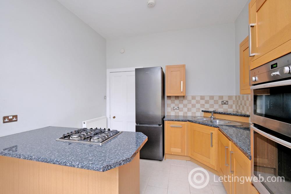 Property to rent in Crimon Place, First Floor, AB10