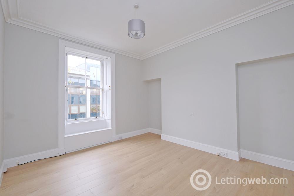 Property to rent in Crimon Place, First Floor, AB10