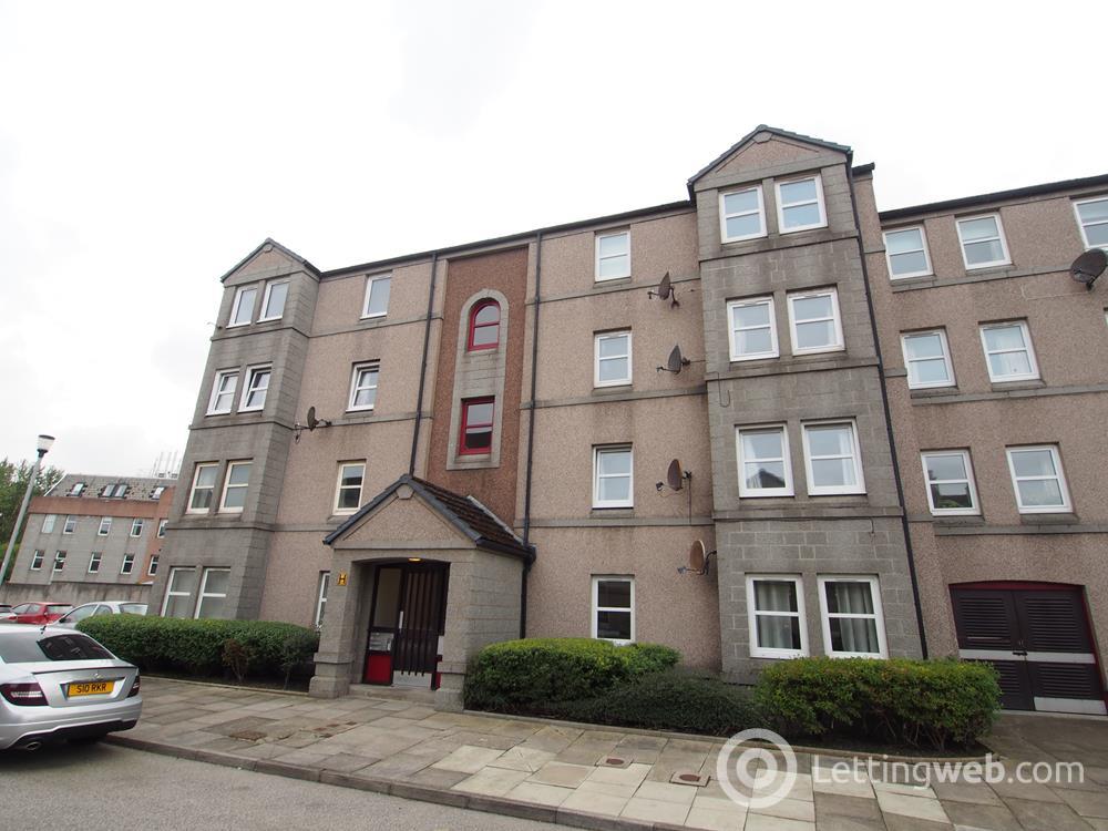 Property to rent in Nelson Court, First Floor, AB24