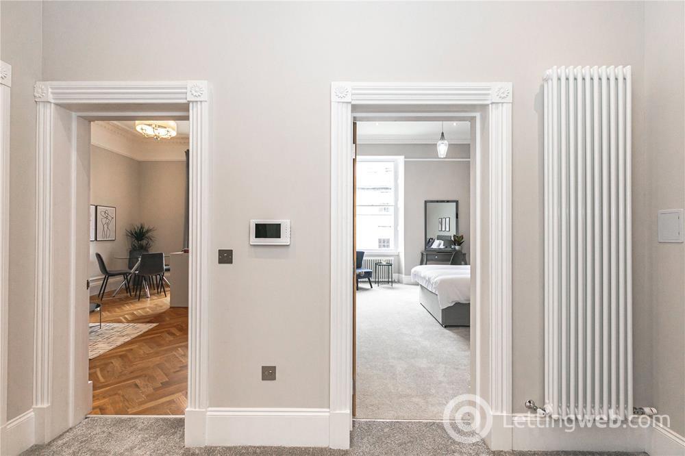 Property to rent in Union Street, Aberdeen, AB11