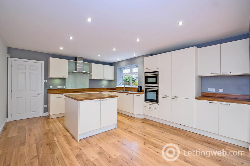 Property to rent in Pittengullies Brae, Peterculter, AB14