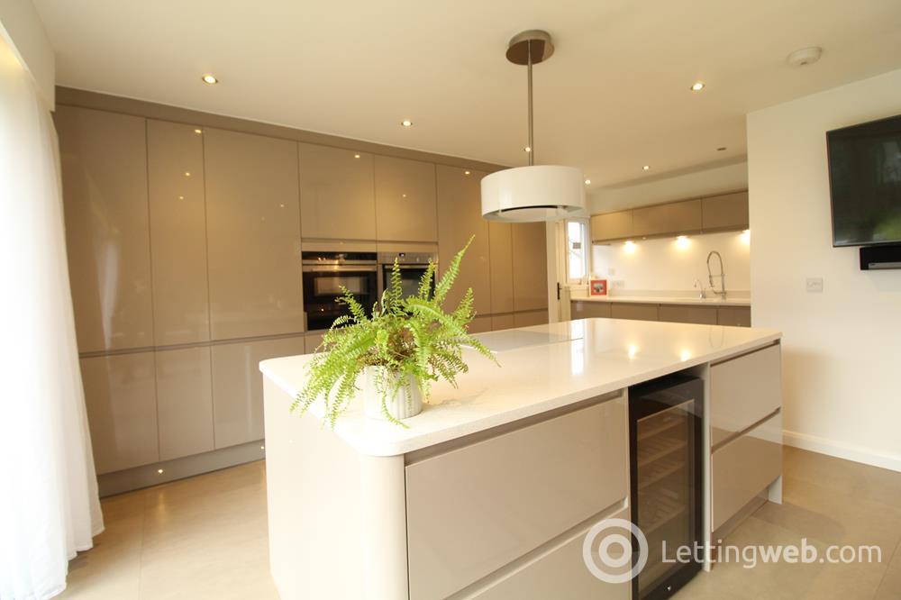 Property to rent in Kingswood Avenue, Kingswells, AB15