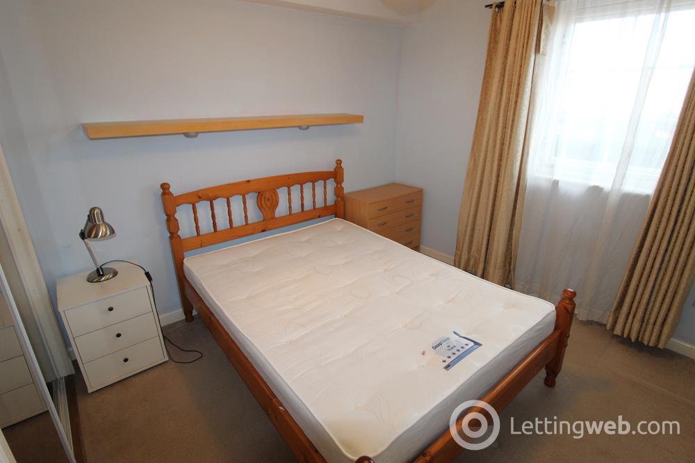 Property to rent in Fonthill Avenue, Aberdeen, AB11