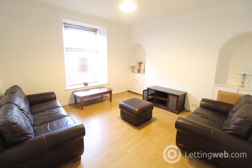 Property to rent in Esslemont Avenue, Rosemount, AB25