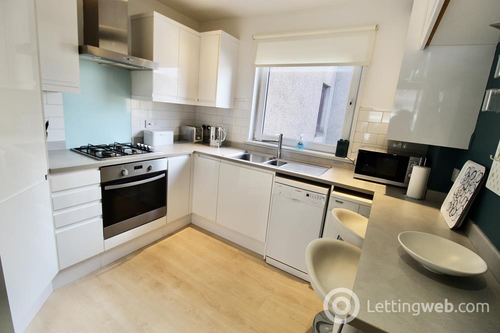 Property to rent in Great Western Road, First Floor , AB10