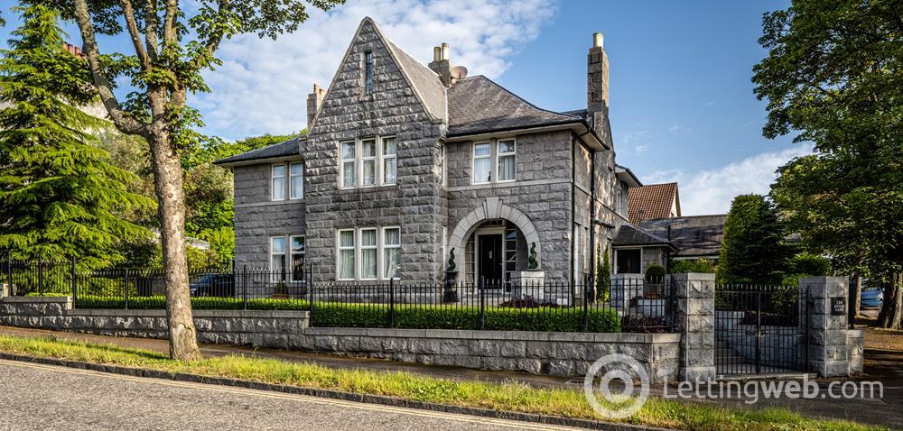 Property to rent in King's Gate, Aberdeen, AB15