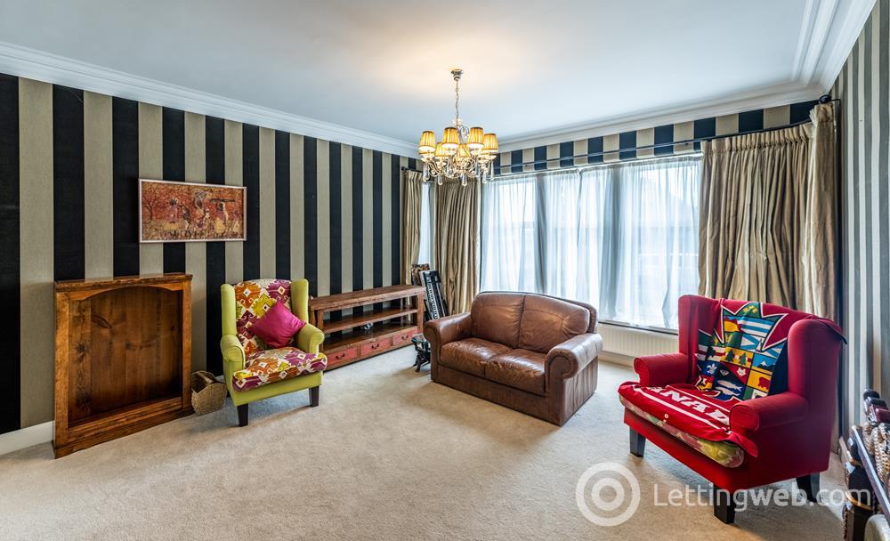 Property to rent in King's Gate, Aberdeen, AB15