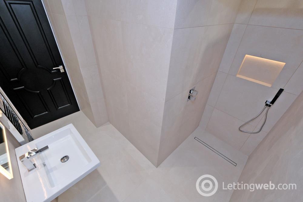 Property to rent in North Silver Street, Top Floor, Aberdeen, AB10