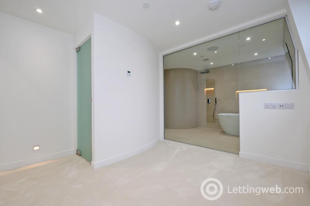 Property to rent in North Silver Street, Top Floor, Aberdeen, AB10